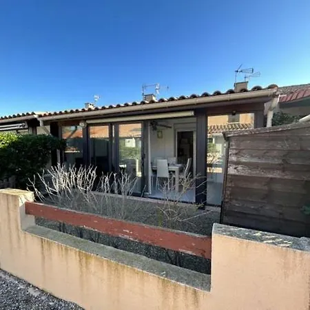 Maisonnette, Au Calme Avec Terrasse Et Parking Prive 4am21 Apartment